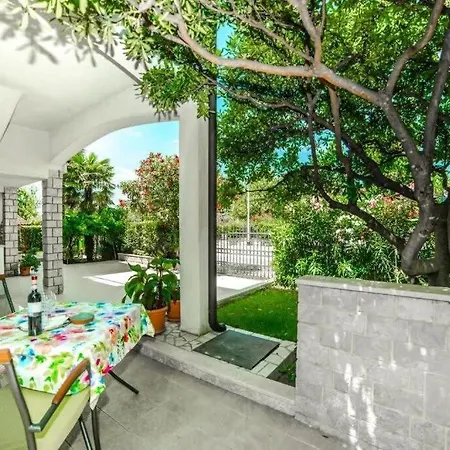 Marica Guest house