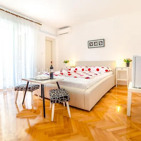 Guest house Marica 3*