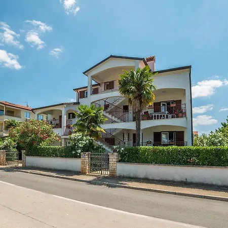 Guest house Marica 3*